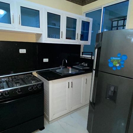 Acogedor Apartamento Сантьяго-де-лос-Кабальерос Экстерьер фото